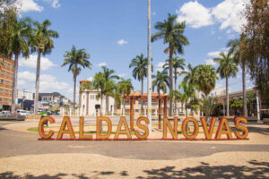 Caldas celebra seus 110 anos com inaugurações, realização de programas e live
