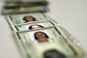 Polícia Civil disponibiliza 2ª via simplificada de RG pela internet; veja como