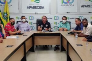 Encontro da Guarda Civil com prefeito em exercício Vilmar Mariano