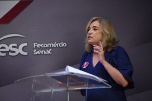 Valentina quer isentar advogados em início de carreira de anuidade da OAB