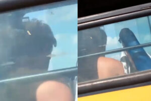 Um servidor da Prefeitura de Escada, em Pernambuco, foi exonerado depois de ser flagrado tendo relação sexual dentro de um ônibus escolar. (Foto: reprodução)