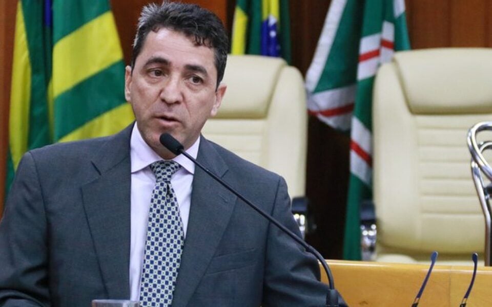Corregedoria da PM abre inquérito contra vereador Cabo Senna por manifestações contra Caiado