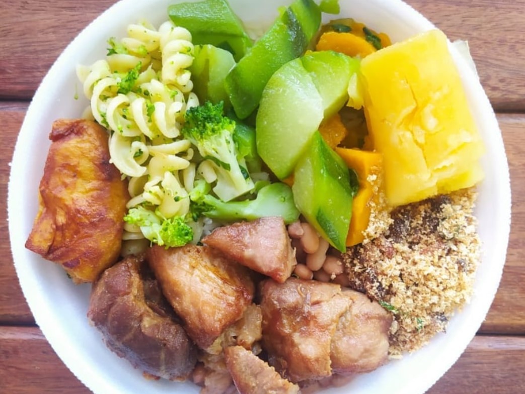 marmita de pernil suíno