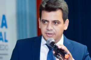 Vereador de Senador Canedo Carpegiane