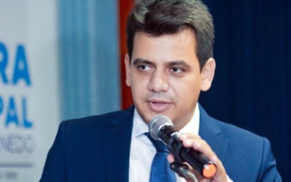 Vereador de Senador Canedo Carpegiane