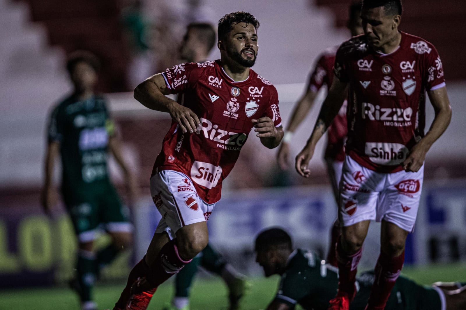 Vila Nova Alesson e Clayton