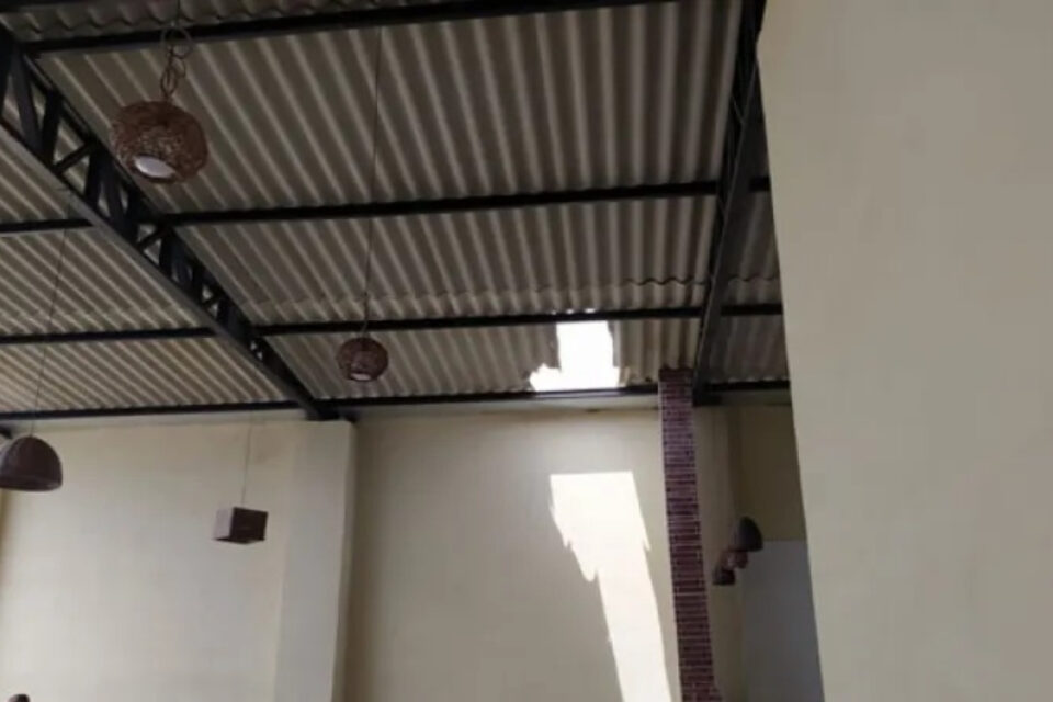 Telhado cede e pedreiro morre após cair de 5 metros de altura em Goianésia
