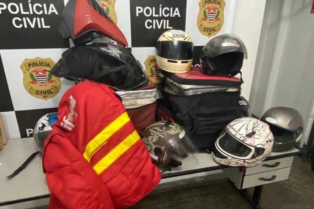 Polícia Civil prende motoboy que praticava assaltos na zona leste de São Paulo, nesta terça-feira (16) - Divulgação/Polícia Civil