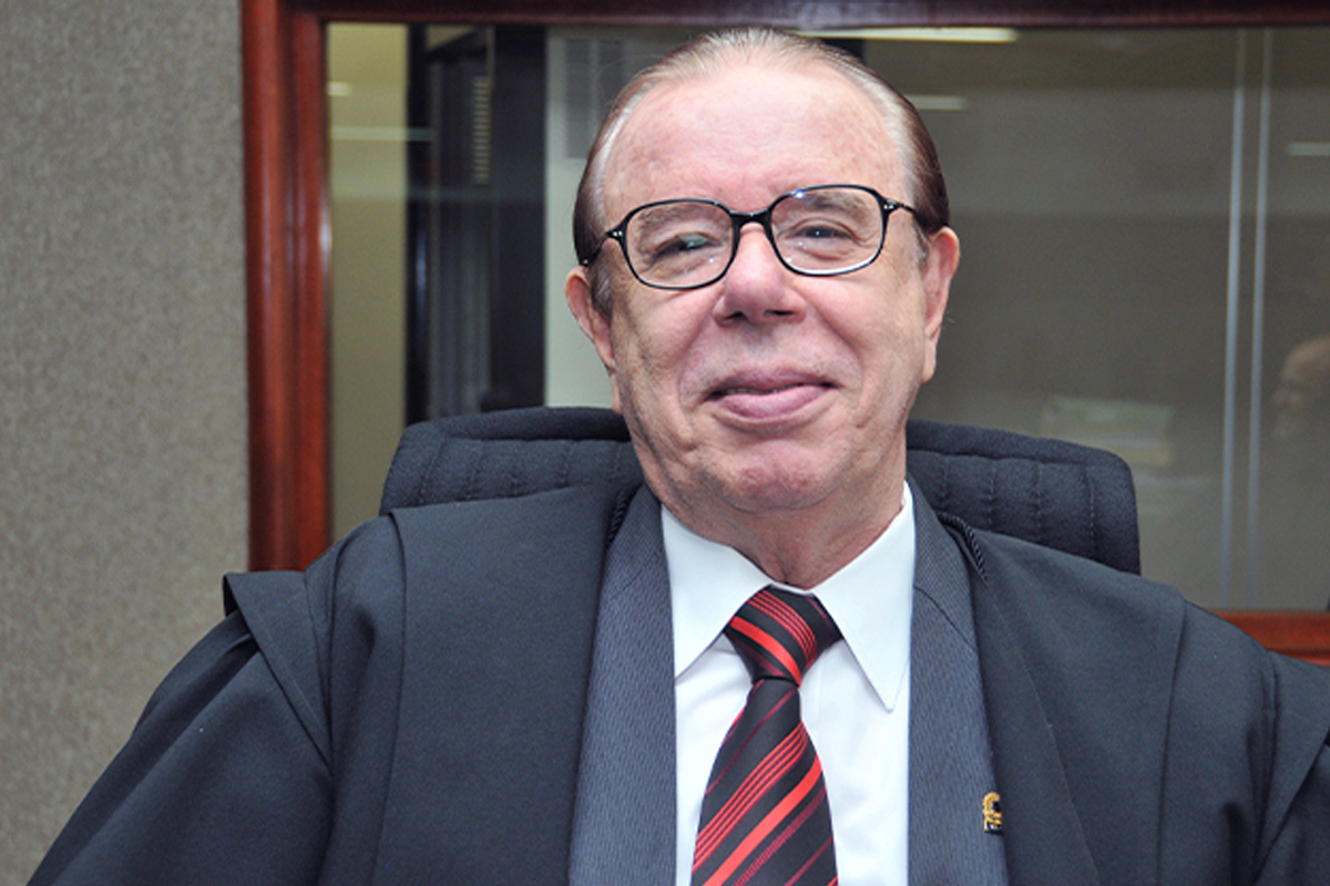 Morre ex-desembargador do TJ-GO Rogério Arédio Ferreira, em Goiânia