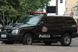 Imagem de uma viatura da Polícia Civil de São Paulo em Catanduva
