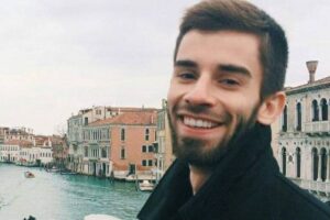 Taciano diz que foi deletado após contar que é geminiano