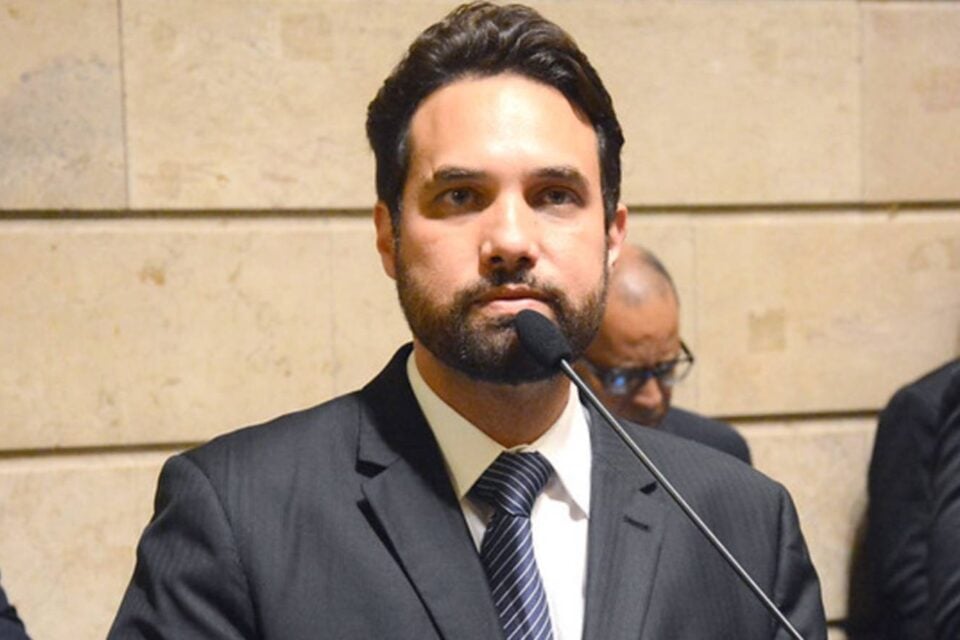 Caso Henry: advogado desiste de defender Jairinho em processos por torturas, estupro e injúria (Foto: Reprodução - Câmara Municipal do Rio)