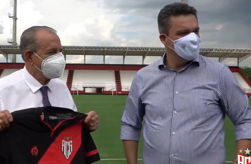 Iris Rezende ao lado de Adson Batista, presidente do Atlético-GO