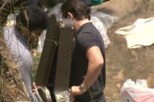 Pertences de Marília Mendonça e outros passageiros são recolhidos de aeronave