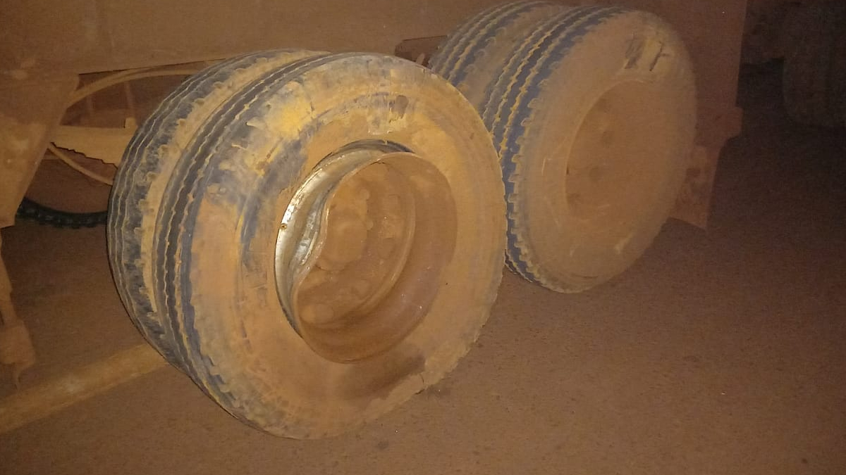 Jovem morre em acidente entre carro e caminhão na GO-210, em Santa Helena