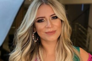 Marília Mendonça morre vítima de queda de avião