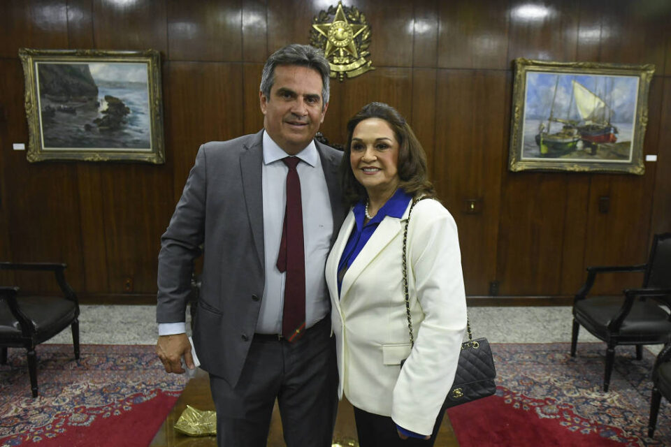 Voos de mãe de Ciro Nogueira viram alvo de procurador no TCU