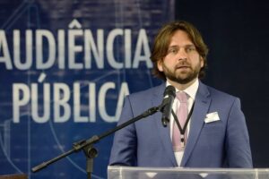 MPF é acionado contra secretário que tentou manobrar extradição de Allan dos Santos