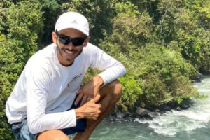 Bombeiros encontram corpo de homem que caiu de Cachoeira de Itumirim por foto