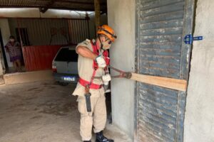 Funcionária é resgatada após ficar 20 horas trancada em pizzaria, em Águas Lindas