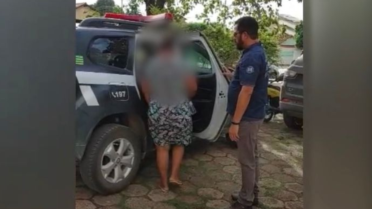 Suspeita de extorquir pessoas em troca de proteção espiritual é presa em Alvorada do Norte