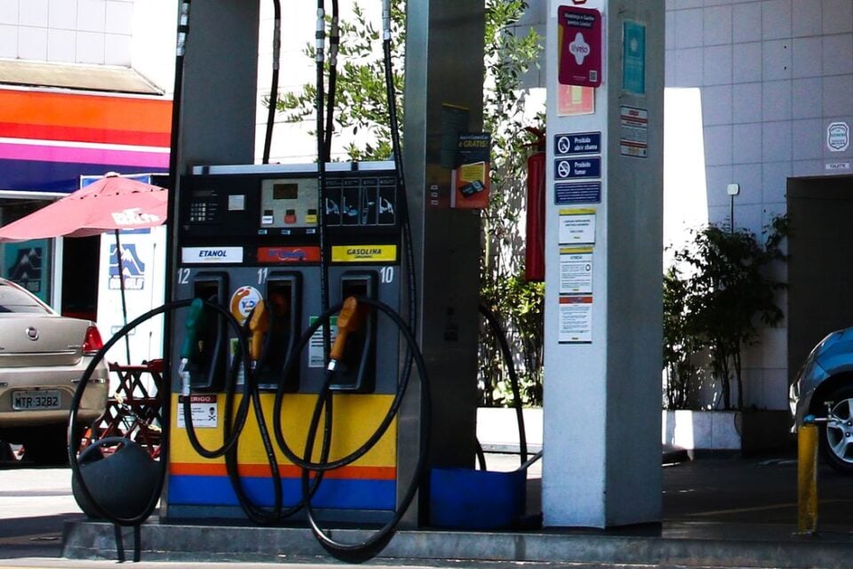 Congresso aprova PLN que facilita redução de preços dos combustíveis