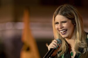 cantora Marília Mendonça será velado no Goiânia Arena - artista morreu em queda de avião