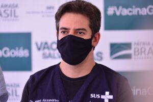 Saúde deve emitir recomendação contra eventos de rua em Goiás