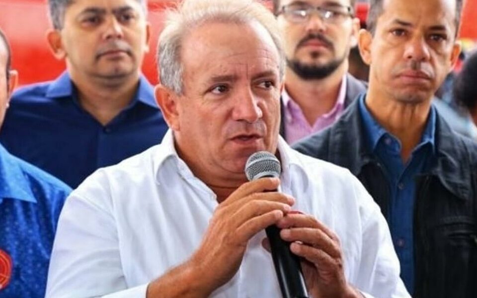 Com Gustavo na disputa ao governo, vice dele tentará estreitar relação com Caiado