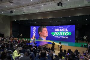 Sérgio Moro se filia ao Podemos, mas faz segredo sobre candidatura