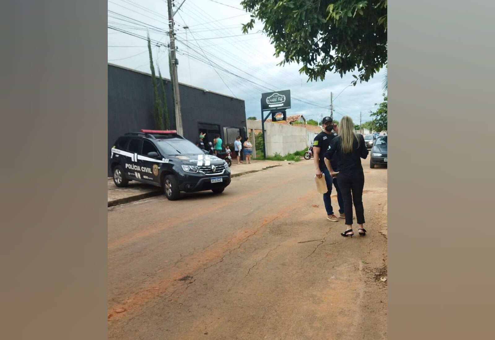 Um empresário de 28 anos é o principal suspeito de matar o amigo de infância com um tiro acidental durante brincadeira, em Goiânia. (Foto: reprodução)