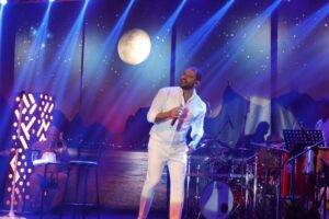 Projeto "O Rio Continua Lindo. E perto!" realiza show de Diogo Nogueira em Goiânia