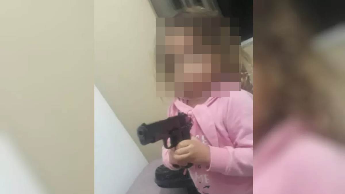 Homem é suspeito de ameçar ex com foto da filha do casal segurando arma, em Jandaia