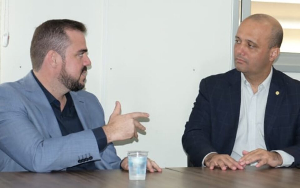 Gustavo Mendanha e Vitor Hugo
