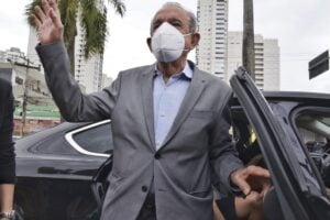 Veja os locais em Goiânia que podem ser rebatizados com o nome de Iris Rezende