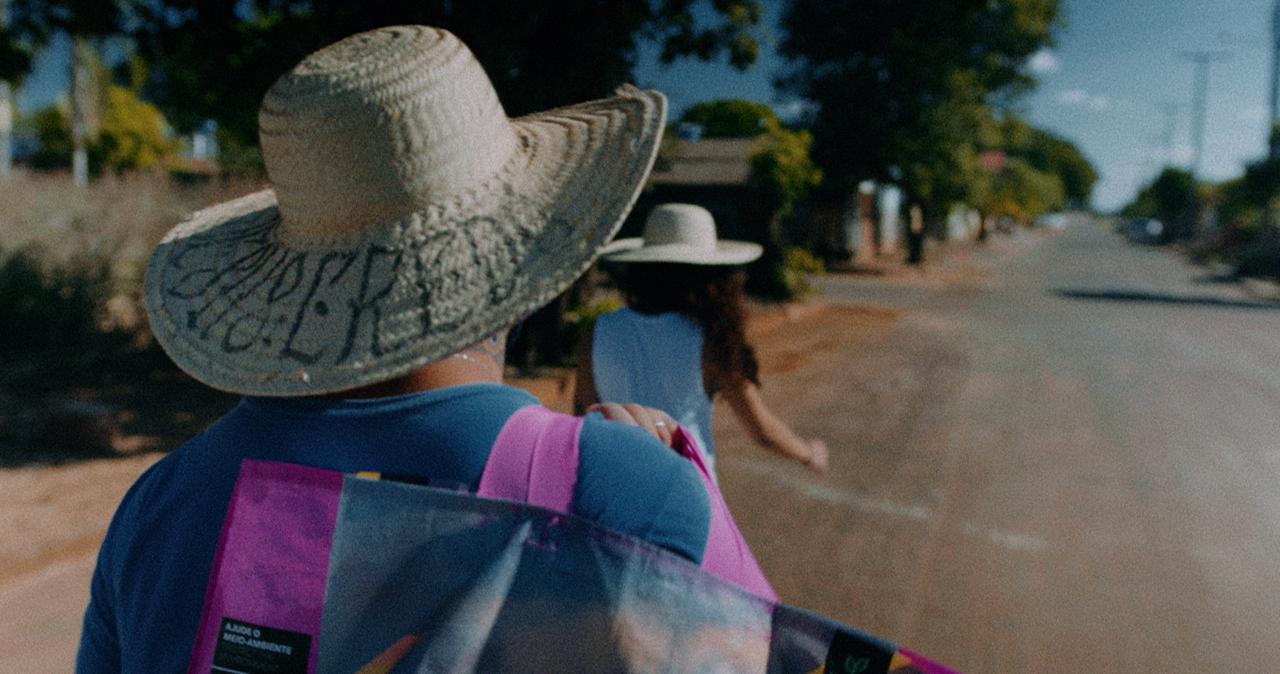 Concurso Arte na Rua: Irmãos Credo: artistas de Trindade levam arte goiana para prédio em São Paulo