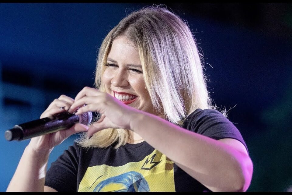 Há três anos, Marília Mendonça também teve problemas em um vôo