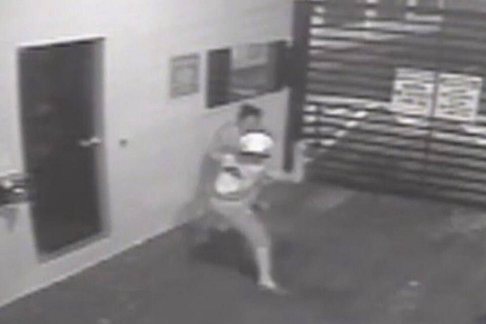 MP denuncia homem pela morte da namorada em Aparecida (Foto: Reprodução - Câmeras de segurança)