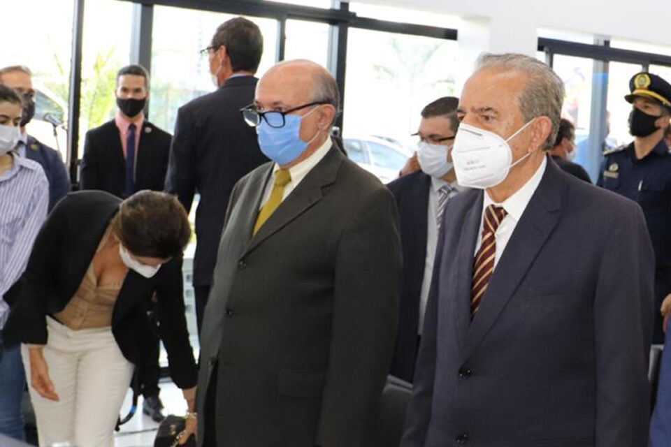 Casa de Vidro em Goiânia será rebatizada com nome de Iris, diz Rogério Cruz
