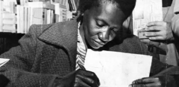 Loja oferece 100% de cashback para quem comprar livros de autores negros