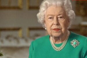 No início do ano, monarca teve Covid-19 e relatou ter ficado "muito cansada e exausta" Entenda estado de saúde da rainha Elizabeth II