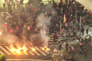 Protesto contra reforma da Previdência em SP tem confronto com polícia em votação