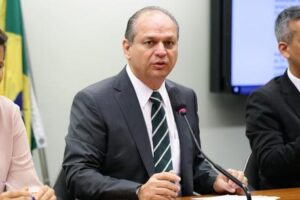 Líder do governo acredita que PEC dos Precatórios têm votos suficientes para ser aprovada