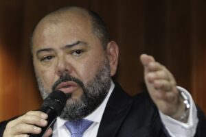 Novo presidente do INSS planeja acabar com fila de espera até julho de 2022