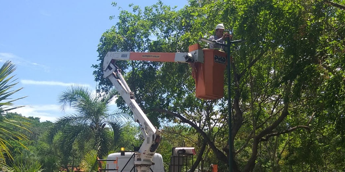 Empresa suspende manutenção na iluminação pública em Goiânia por falta de pagamento