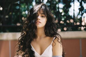 Camila Cabello agradece carinho dos fãs uma semana após separação de Shawn Mendes