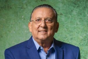 Galvão Bueno narra jogo de videogame a pedido dos netos