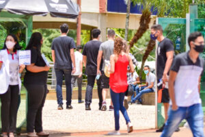 Inep diz que analisa locais de prova do Enem após reclamações de candidatos estudantes relatam distância de mais de 40 km