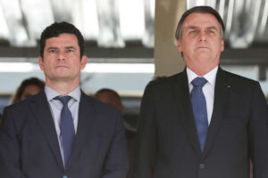 Sérgio Moro classificou o encontro com Vladimir Putin como constrangimento. Moro ataca Bolsonaro por ida à Rússia: 'um trapalhão no Kremlin'