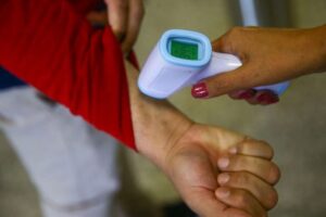 Poder Judiciário de Goiás deixa de exigir aferição de temperatura para acesso a prédios
